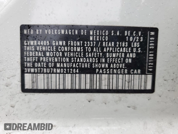 2024 Volkswagen Jetta GLI 40th Anniversary Edition z VIN 3VW9T7BU7RM021264, wystawiony jako Copart lot #50994425 z przebiegiem 16 550 mil mil oraz Szkoda całkowita • Salvage title. Historia ofert i sprzedaży dostępna na DreamBid. Obrazek 13.