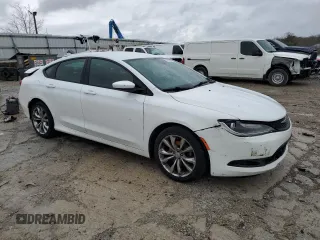 2015 Chrysler 200 S z VIN 1C3CCCBB5FN710029, wystawiony jako Copart lot #51744345 z przebiegiem 177 546 mil mil oraz Nie do naprawy • Non repairable. Historia ofert i sprzedaży dostępna na DreamBid. Obrazek 4.
