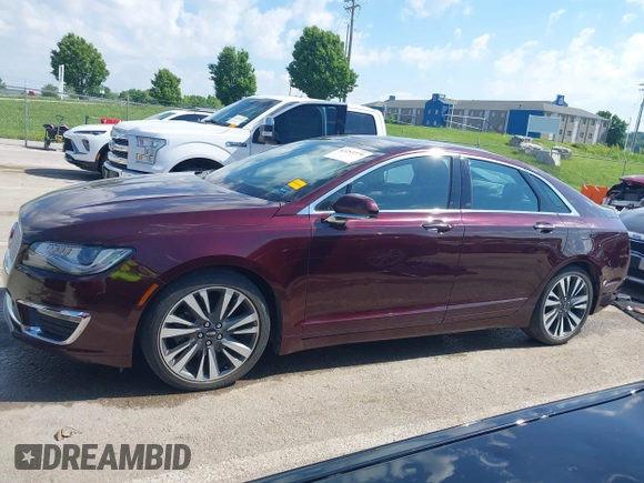 2017 Lincoln MKZ Reserve z VIN 3LN6L5F99HR648769, wystawiony jako IAAI lot #42252379 z przebiegiem 53 656 mil mil oraz . Historia ofert i sprzedaży dostępna na DreamBid. Obrazek 14.