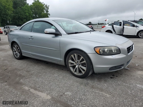 2010 Volvo C70 with VIN YV1672MC8AJ093250, listed as a Copart auction lot 64787014 with 177,856 mi miles and Clean Title. Bid and sale history available at carsss.com. Image 4.