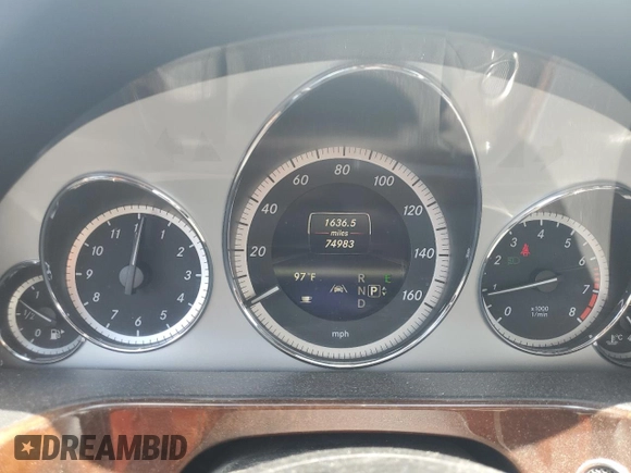 2013 Mercedes-Benz E 350 Luxury with VIN WDDHF8JB0DA677751, listed as a Copart auction lot 64679035 with 74,983 mi miles and Salvage title. Bid and sale history available at DreamBid. Image 9.