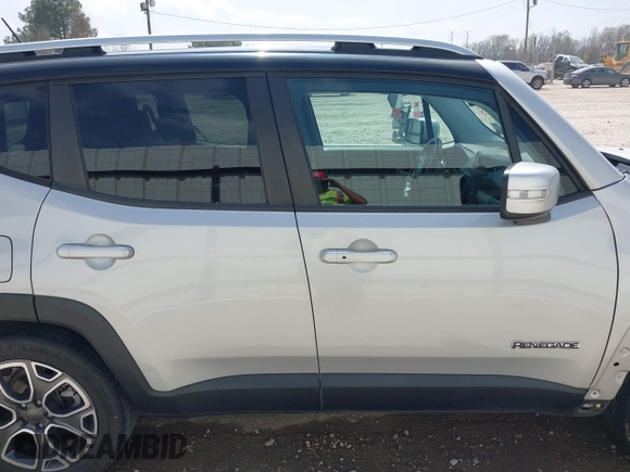 2016 Jeep Renegade Limited z VIN ZACCJADT1GPC66510, wystawiony jako IAAI lot #41787935 z przebiegiem 133 089 mil mil oraz . Historia ofert i sprzedaży dostępna na DreamBid. Obrazek 14.