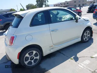 2014 FIAT 500e with VIN 3C3CFFGE5ET208454, listed as a IAAI auction lot 42510570 with Not provided miles and . Bid and sale history available at DreamBid. Image 4.