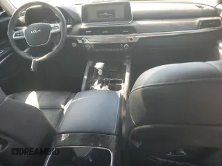 2022 Kia Telluride EX with VIN 5XYP3DHC3NG297116, listed as a Copart auction lot 55829925 with 39,642 mi miles and Salvage Title. Bid and sale history available at carsss.com. Image 8.