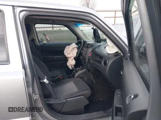 2016 Jeep Patriot Sport with VIN 1C4NJRBB6GD556435, listed as a IAAI auction lot 41949935 with 145,352 mi miles and . Bid and sale history available at carsss.com. Image 5.