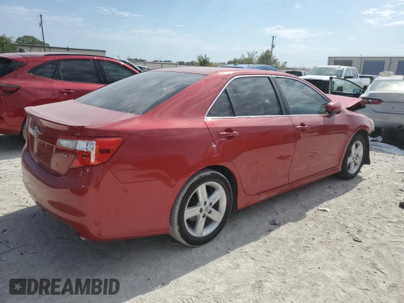 2013 Toyota Camry L with VIN 4T1BF1FK4DU661885, listed as a Copart auction lot 76951474 with 225,189 mi miles and Salvage Title. Bid and sale history available at carsss.com. Image 3.