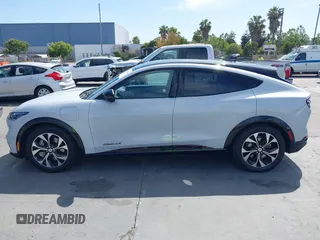 2023 Ford Mustang Mach-E Premium с VIN 3FMTK3SUXPMA73825, выставлен на аукционе IAAI как лот 42508806 с пробегом 21 422 миль миль и . История ставок и продаж доступна на DreamBid. Изображение 14.