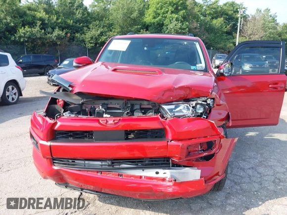 2022 Toyota 4Runner TRD Sport with VIN JTESU5JR2N6013405, listed as a IAAI auction lot 42611930 with 31,895 mi miles and . Bid and sale history available at DreamBid. Image 10.