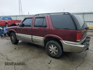2001 GMC Jimmy SLT with VIN 1GKDT13W512219142, listed as a Copart auction lot 85045234 with 0 mi miles and Salvage Title. Bid and sale history available at carsss.com. Image 2.