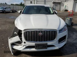 2022 Jaguar F-Pace with VIN SADCK2EX3NA698232, listed as a Copart auction lot 58552985 with 24,413 mi miles and Salvage title. Bid and sale history available at DreamBid. Image 5.