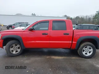 2011 Ram Dakota Bighorn/Lonestar with VIN 1D7RW3GK4BS549700, listed as a IAAI auction lot 42176692 with 167,832 mi miles. Bid and sale history available at carsss.com. Image 15.