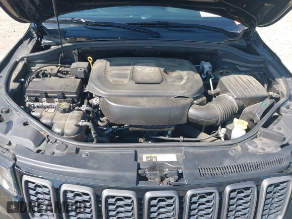 2017 Jeep Grand Cherokee Trailhawk with VIN 1C4RJFLG4HC940652, listed as a IAAI auction lot 42135489 with 102,593 mi miles and . Bid and sale history available at DreamBid. Image 10.