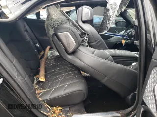 2023 BMW i7 xDrive60 z VIN WBY53EJ01PCM98516, wystawiony jako Copart lot #85778524 z przebiegiem 397 mil mil oraz Szkody całkowita. Historia ofert i sprzedaży dostępna na DreamBid. Obrazek 10.
