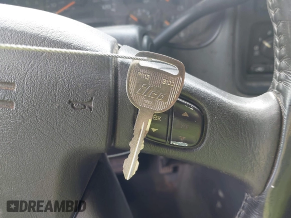 2004 GMC Sierra 1500 SLE with VIN 2GTEC19TX41181313, listed as a IAAI auction lot 42134756 with 181,757 mi miles and . Bid and sale history available at DreamBid. Image 11.