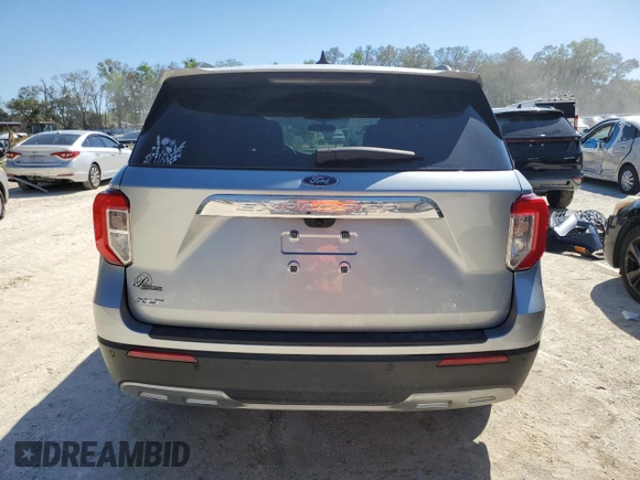 2024 Ford Explorer XLT with VIN 1FMSK7DHXRGA16167, listed as a Copart auction lot 48586445 with 17,440 mi miles and Salvage Title. Bid and sale history available at carsss.com. Image 6.