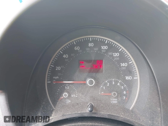 2010 Volkswagen Beetle с VIN 3VWPW3AGXAM012968, выставлен на аукционе IAAI как лот 42133088 с пробегом 73 278 миль миль и . История ставок и продаж доступна на DreamBid. Изображение 7.
