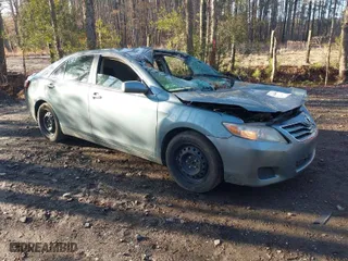 2010 Toyota Camry with VIN 4T1BF3EK3AU570115, listed as a IAAI auction lot 41850659 with 223,585 mi miles. Bid and sale history available at carsss.com. Image 1.