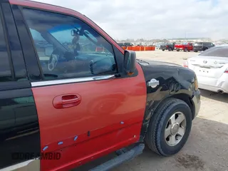 2006 Ford Expedition Eddie Bauer with VIN 1FMFU17506LA34674, listed as a IAAI auction lot 41502098 with 242,828 mi miles. Bid and sale history available at carsss.com. Image 6.