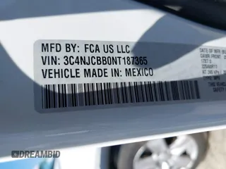 2022 Jeep Compass Latitude with VIN 3C4NJCBB0NT187365, listed as a IAAI auction lot 41691559 with 93,576 mi miles and . Bid and sale history available at carsss.com. Image 9.