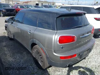 2016 MINI Clubman z VIN WMWLN5C56G2E30309, wystawiony jako IAAI lot #41772501 z przebiegiem 67 584 mil mil oraz . Historia ofert i sprzedaży dostępna na DreamBid. Obrazek 3.