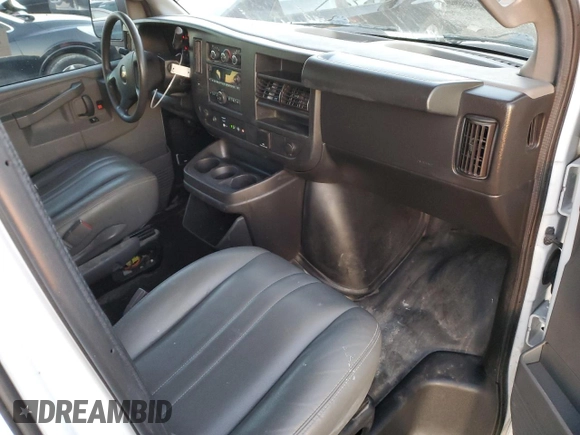 2019 Chevrolet Express Cargo with VIN 1GCWGAFP4K1284942, listed as a Copart auction lot 87129104 with 214,850 mi miles and Clean title. Bid and sale history available at DreamBid. Image 8.