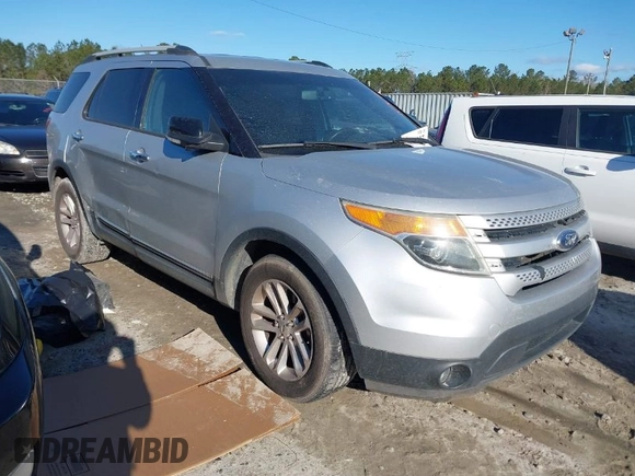 2014 Ford Explorer XLT with VIN 1FM5K7D81EGB40383, listed as a IAAI auction lot 41737237 with 246,707 mi miles and . Bid and sale history available at DreamBid. Image 1.