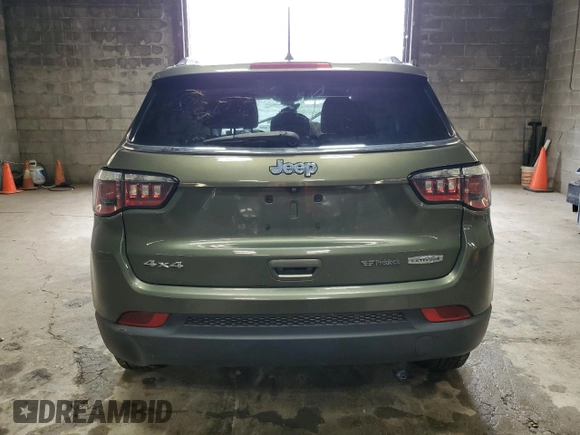 2018 Jeep Compass Latitude с VIN 3C4NJDBB0JT103643, выставлен на аукционе Copart как лот 56525775 с пробегом Не указан миль и Списание • Salvage title. История ставок и продаж доступна на DreamBid. Изображение 6.