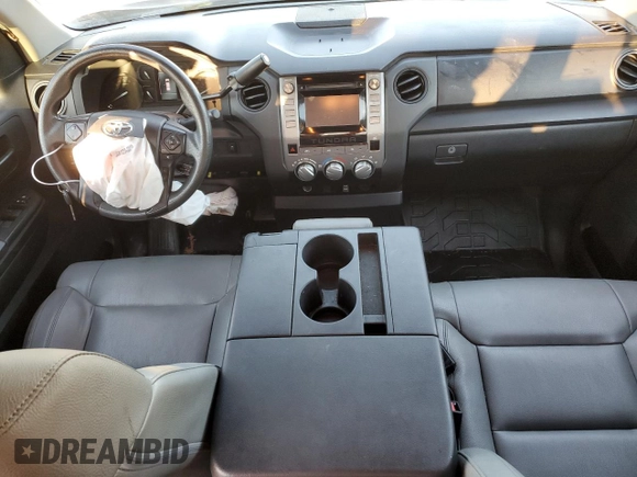 2019 Toyota Tundra SR with VIN 5TFRM5F16KX142078, listed as a Copart auction lot 83029394 with 205,026 mi miles and Salvage title. Bid and sale history available at DreamBid. Image 8.
