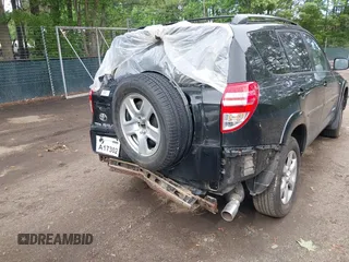2009 Toyota RAV4 Limited с VIN JTMZK31VX95024240, выставлен на аукционе IAAI как лот 42149950 с пробегом 134 056 миль миль и . История ставок и продаж доступна на DreamBid. Изображение 6.