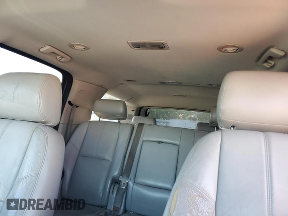 2007 Chevrolet Suburban LS with VIN 1GNFC16097J403193, listed as a Copart auction lot 51236075 with 191,350 mi miles and Salvage title. Bid and sale history available at DreamBid. Image 10.