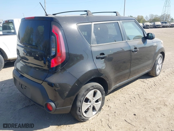 2014 Kia Soul with VIN KNDJN2A25E7045161, listed as a IAAI auction lot 40571623 with 149,270 mi miles. Bid and sale history available at carsss.com. Image 4.