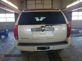 2007 Cadillac Escalade z VIN 1GYEC63847R304577, wystawiony jako Copart lot #45904605 z przebiegiem 153 319 mil mil oraz Szkoda całkowita • Salvage title. Historia ofert i sprzedaży dostępna na DreamBid. Obrazek 6.