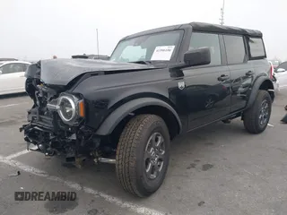 2024 Ford Bronco Big Bend with VIN 1FMDE7BH2RLB44476, listed as a IAAI auction lot 41590106 with 673 mi miles and . Bid and sale history available at carsss.com. Image 2.