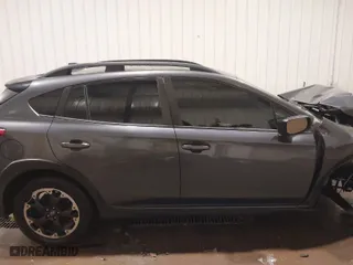2022 Subaru Crosstrek Premium with VIN JF2GTAPC3N8284987, listed as a IAAI auction lot 40976698 with 9,101 mi miles. Bid and sale history available at carsss.com. Image 14.