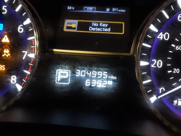 2017 Infiniti QX60 with VIN 5N1DL0MM5HC505169, listed as a IAAI auction lot 41879415 with 304,995 mi miles and . Bid and sale history available at DreamBid. Image 16.