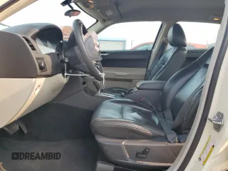2007 Chrysler 300 z VIN 2C3LA43RX7H788453, wystawiony jako Copart lot #60262635 z przebiegiem 134 128 mil mil oraz Szkoda całkowita • Salvage title. Historia ofert i sprzedaży dostępna na DreamBid. Obrazek 7.