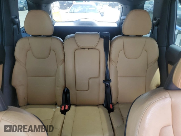 2017 Volvo XC90 Momentum with VIN YV4A22PK8H1173169, listed as a Copart auction lot 56561005 with 105,622 mi miles and Salvage Title. Bid and sale history available at DreamBid. Image 10.