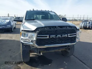 2021 Ram 2500 Tradesman with VIN 3C6UR5HJ9MG610232, listed as a IAAI auction lot 41072104 with 22,196 mi miles and . Bid and sale history available at DreamBid. Image 6.