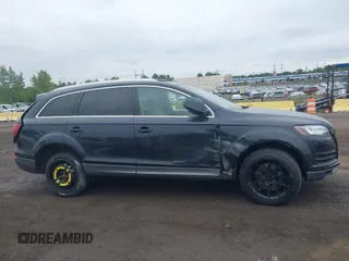 2010 Audi Q7 Premium Plus with VIN WA1LYAFE6AD007439, listed as a IAAI auction lot 42570983 with 96,542 mi miles and . Bid and sale history available at DreamBid. Image 14.