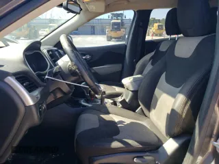 2014 Jeep Cherokee Latitude with VIN 1C4PJLCS9EW180982, listed as a Copart auction lot 48673035 with 107,358 mi miles and Salvage Title. Bid and sale history available at carsss.com. Image 7.