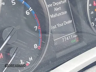 2018 Toyota RAV4 XLE z VIN 2T3WFREV8JW499399, wystawiony jako IAAI lot #42038421 z przebiegiem 77 411 mil mil oraz . Historia ofert i sprzedaży dostępna na DreamBid. Obrazek 14.