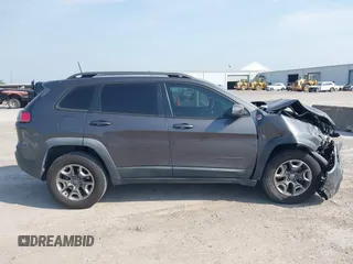 2019 Jeep Cherokee Trailhawk с VIN 1C4PJMBX7KD189366, выставлен на аукционе IAAI как лот 42252787 с пробегом 132 635 миль миль и . История ставок и продаж доступна на DreamBid. Изображение 13.