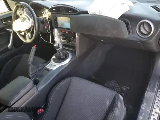 2017 Toyota 86 with VIN JF1ZNAA14H9710909, listed as a Copart auction lot 85602644 with 70,154 mi miles and Non Repairable. Bid and sale history available at carsss.com. Image 8.
