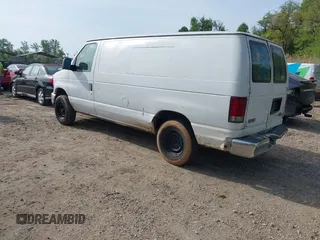 2008 Ford Econoline Cargo Commercial with VIN 1FTNE14W58DA55740, listed as a IAAI auction lot 42117873 with 191,734 mi miles. Bid and sale history available at carsss.com. Image 3.