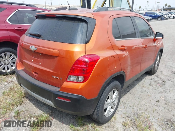 2015 Chevrolet Trax LT with VIN KL7CJLSB1FB099920, listed as a IAAI auction lot 42045665 with 112,198 mi miles. Bid and sale history available at carsss.com. Image 4.