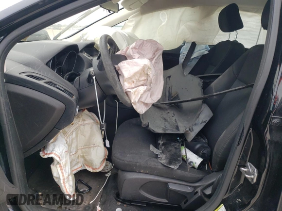 2016 Ford Focus SE with VIN 1FADP3F25GL269715, listed as a Copart auction lot 87761335 with 100,064 mi miles and Clean title. Bid and sale history available at DreamBid. Image 7.