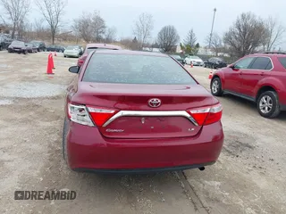 2016 Toyota Camry XLE with VIN 4T1BF1FKXGU533008, listed as a IAAI auction lot 41957727 with 184,022 mi miles. Bid and sale history available at carsss.com. Image 16.