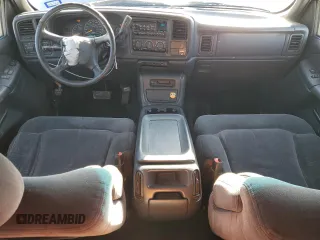 2000 Chevrolet Silverado 2500 LS z VIN 1GCFC29U7YE331000, wystawiony jako Copart lot #47569685 z przebiegiem 350 282 mil mil oraz Szkoda całkowita • Salvage title. Historia ofert i sprzedaży dostępna na DreamBid. Obrazek 8.