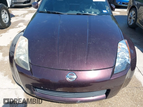 2003 Nissan 350Z Enthusiast with VIN JN1AZ34D53T118124, listed as a IAAI auction lot 42108268 with 226,959 mi miles. Bid and sale history available at carsss.com. Image 6.