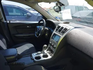 2011 GMC Acadia SL with VIN 1GKKRNED2BJ297121, listed as a IAAI auction lot 42128170 with 130,205 mi miles and . Bid and sale history available at carsss.com. Image 5.